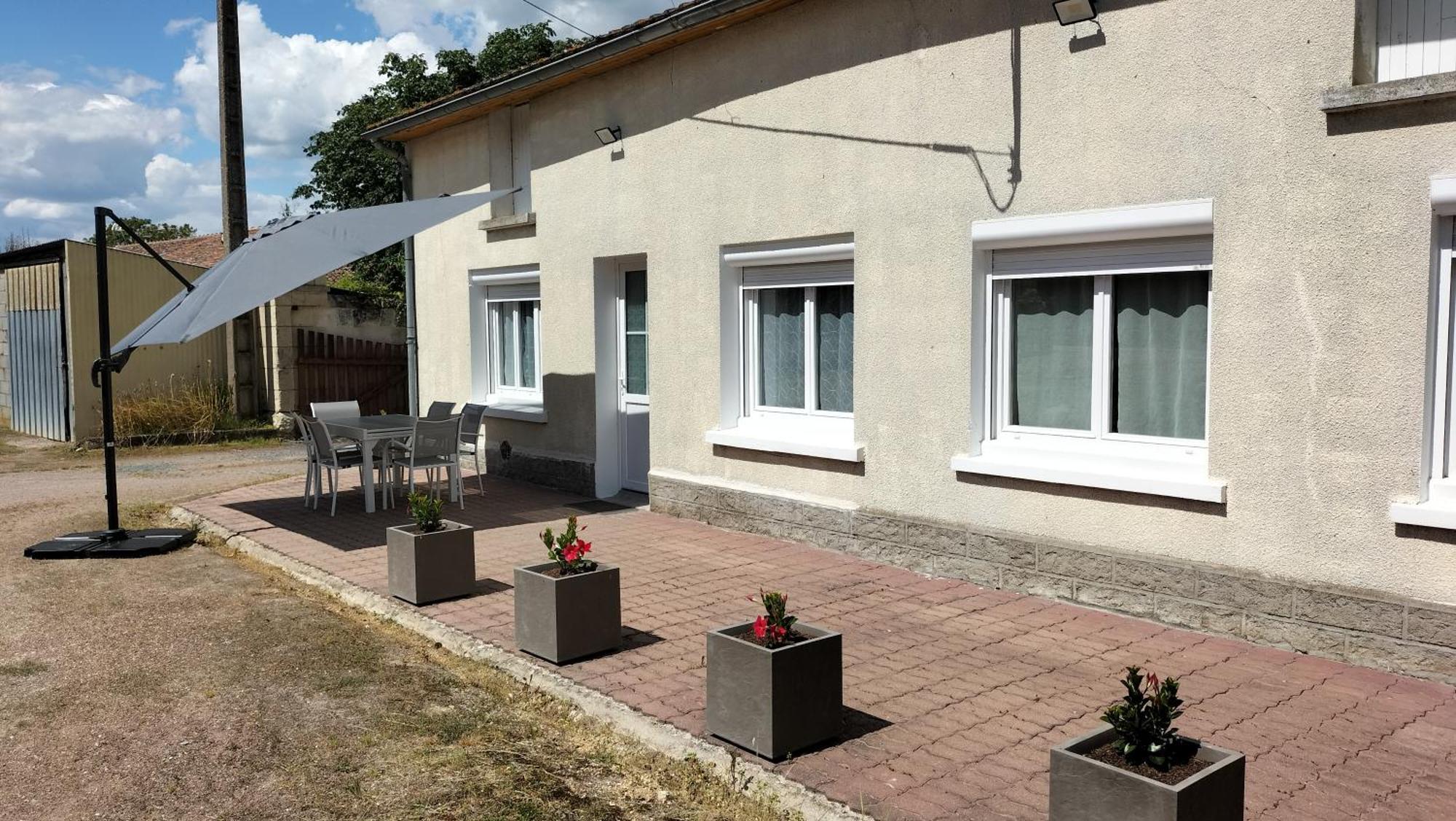 Le P'Tit Quebecois Villa Les-Trois-Moutiers Екстериор снимка